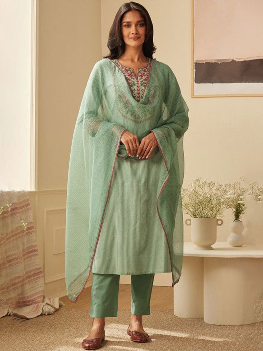 

GoSriKi Women Embroidered Regular Kurta with Trousers & With Dupatta, Green