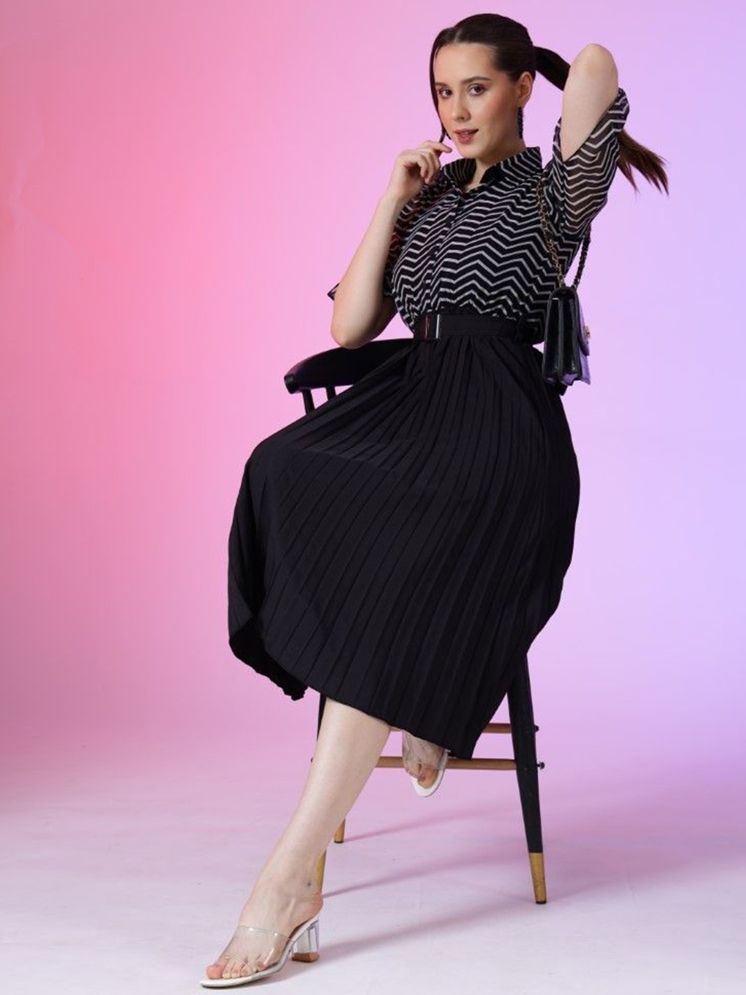 

Femvy Women Chevron Printed Fit & Flare Dress, Black