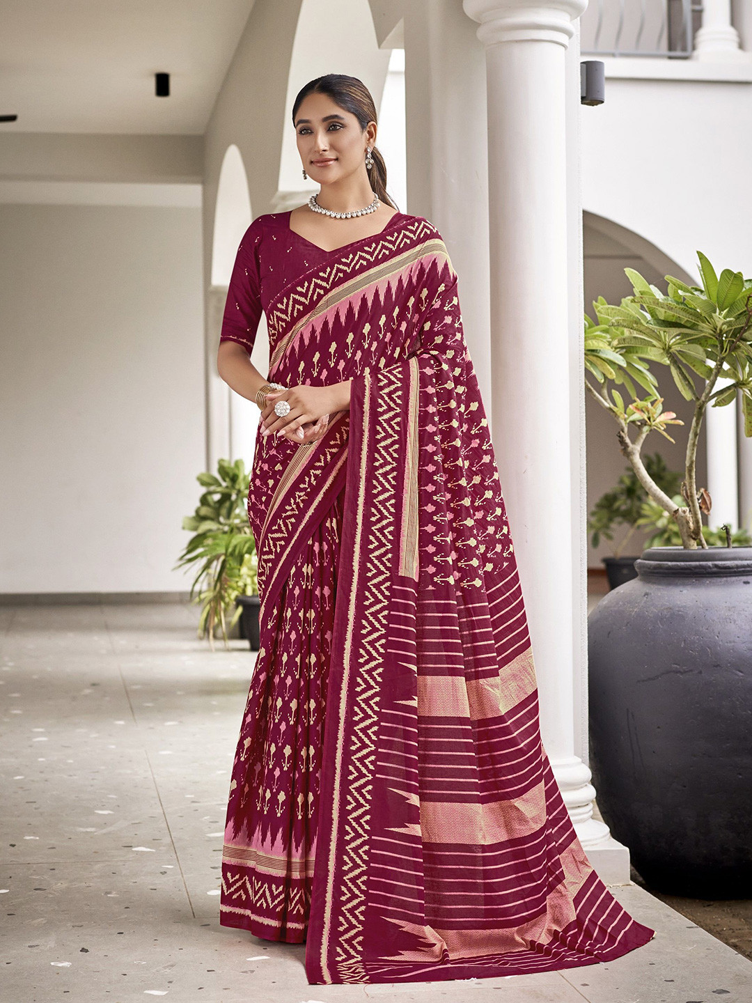 

Chandbaali Ajrak Pure Cotton Bagru Saree, Red