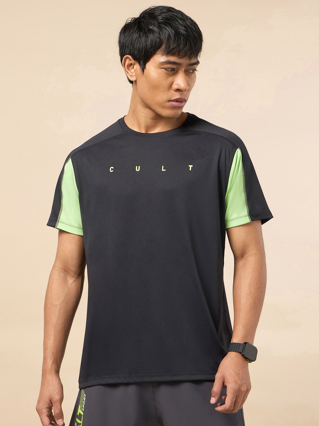 

CULT Colourblocked Moisture Wicking Training T-shirt, Black