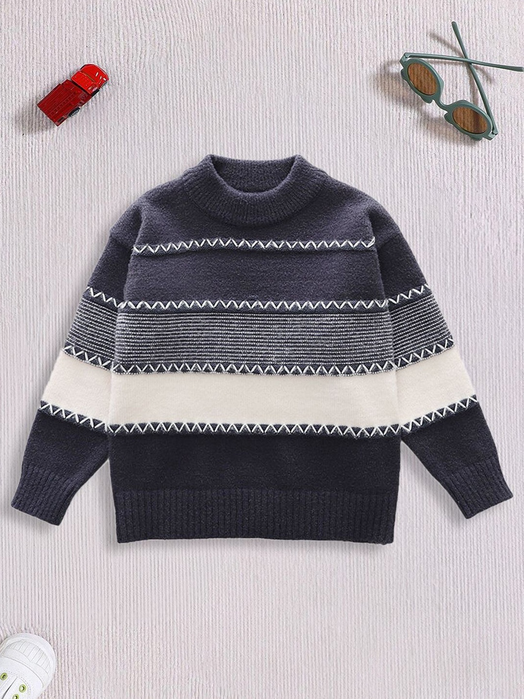 

FOREVER FRIDAY Boys Colourblocked Pullover Sweaters, Blue