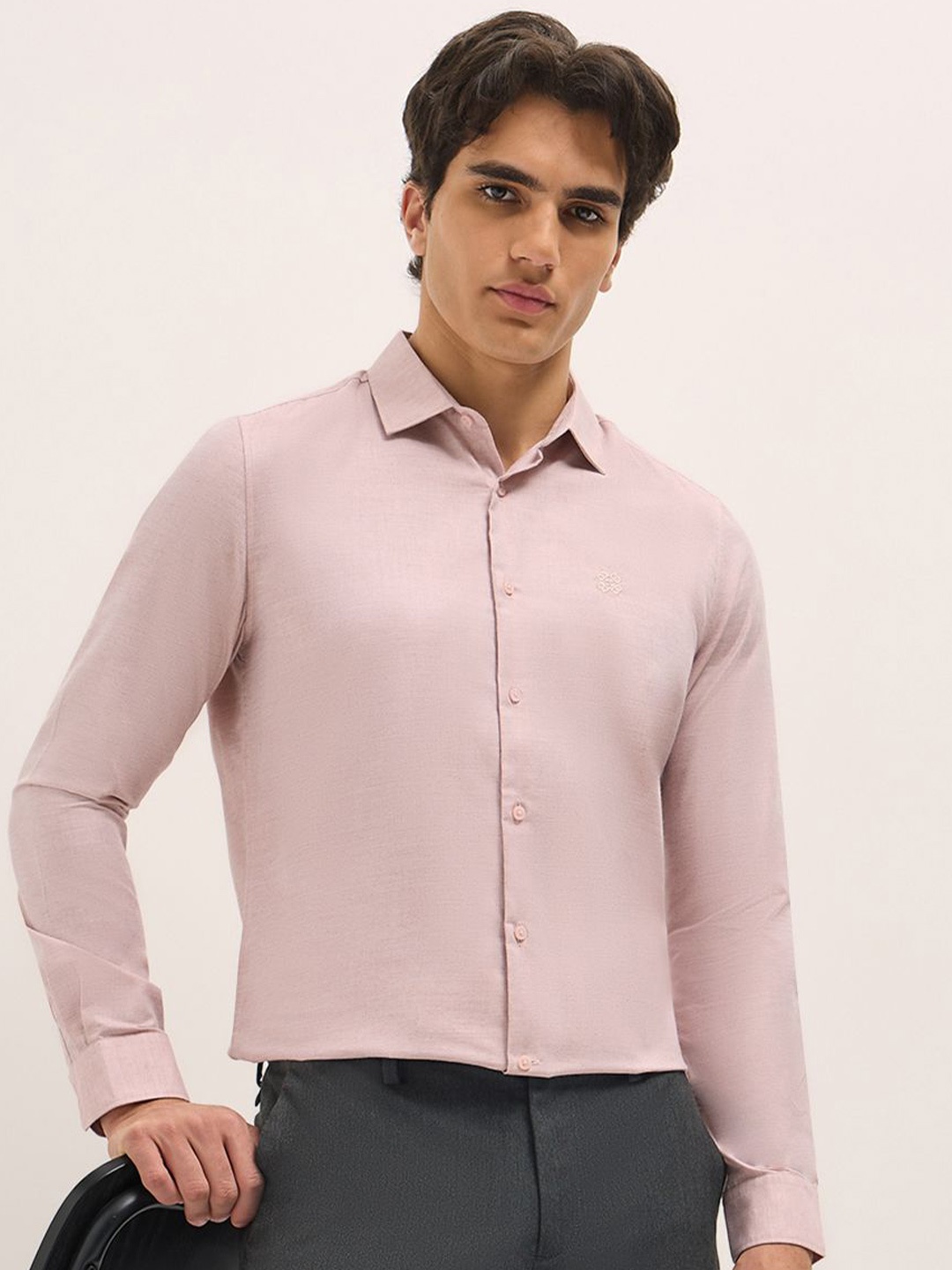 

THE BEAR HOUSE Men Tailored Fit Opaque Formal Shirt, Pink
