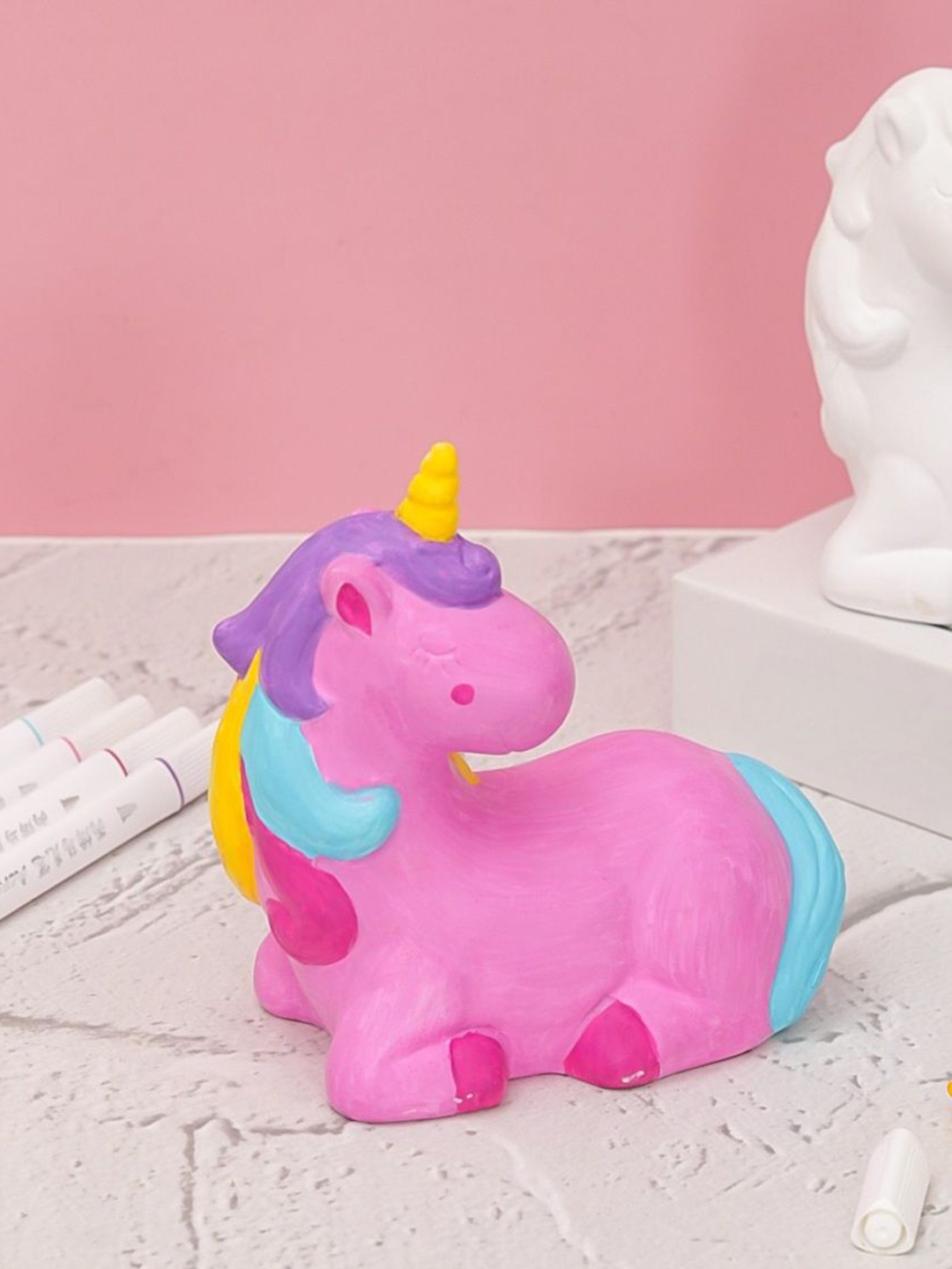 

Yellow Bee Girls Colourme Ceramics DIY Colour & Display Model Unicorn, White