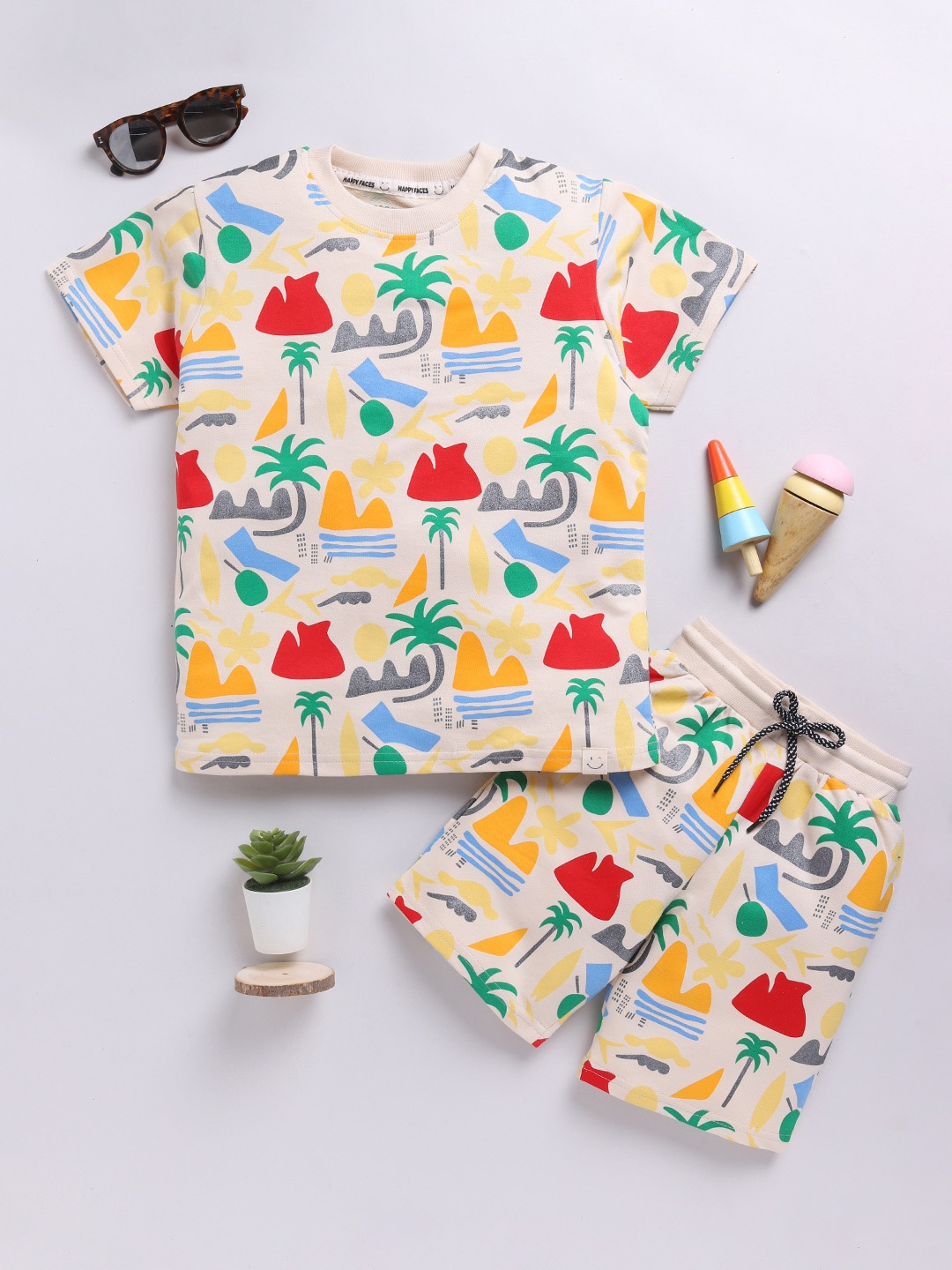 

Happy Faces Boys Beach Elements Printed Pure Cotton T-shirt with Shorts, Beige