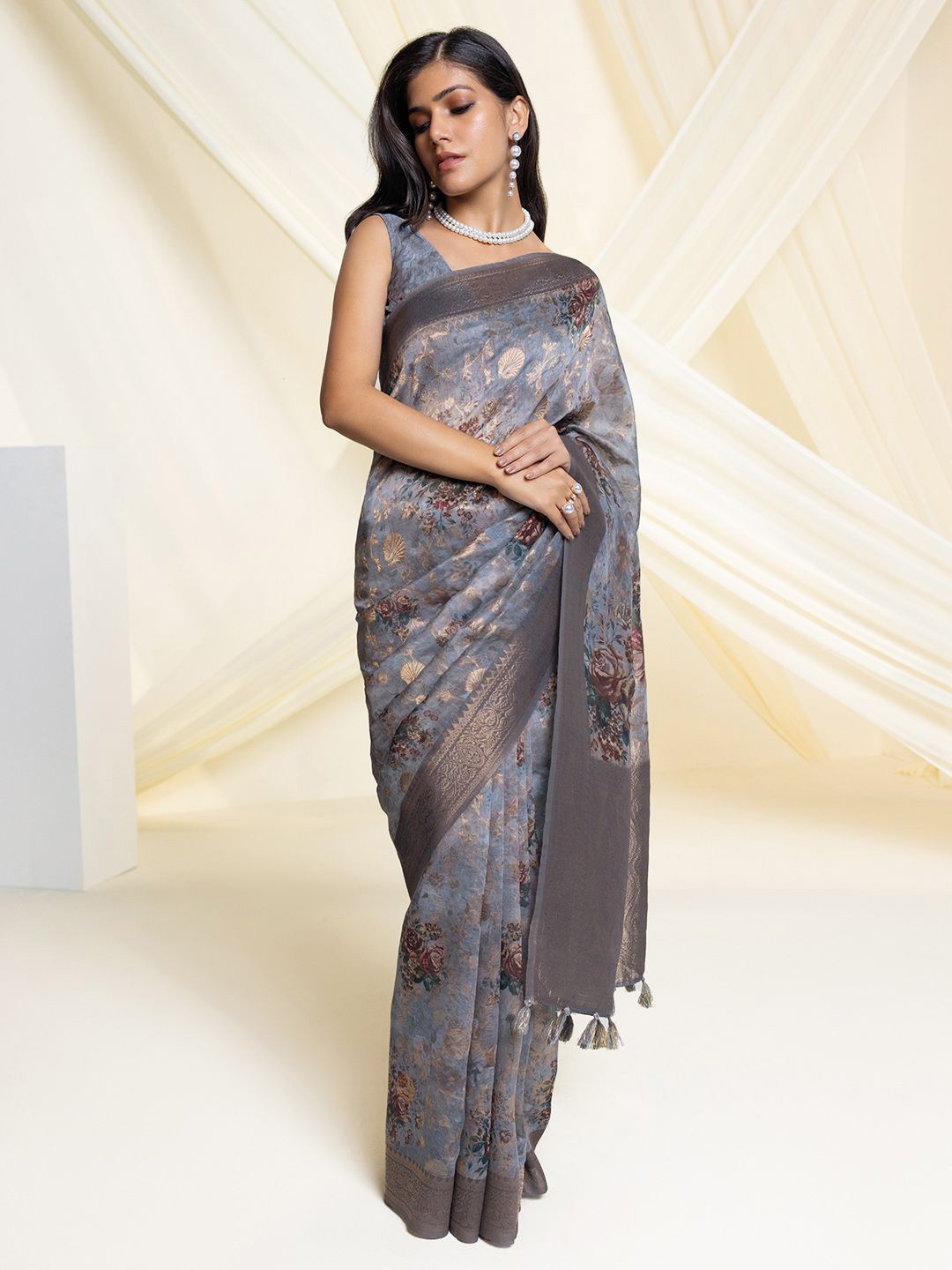 

Soch Floral Zari Woven Design Chanderi Saree, Grey