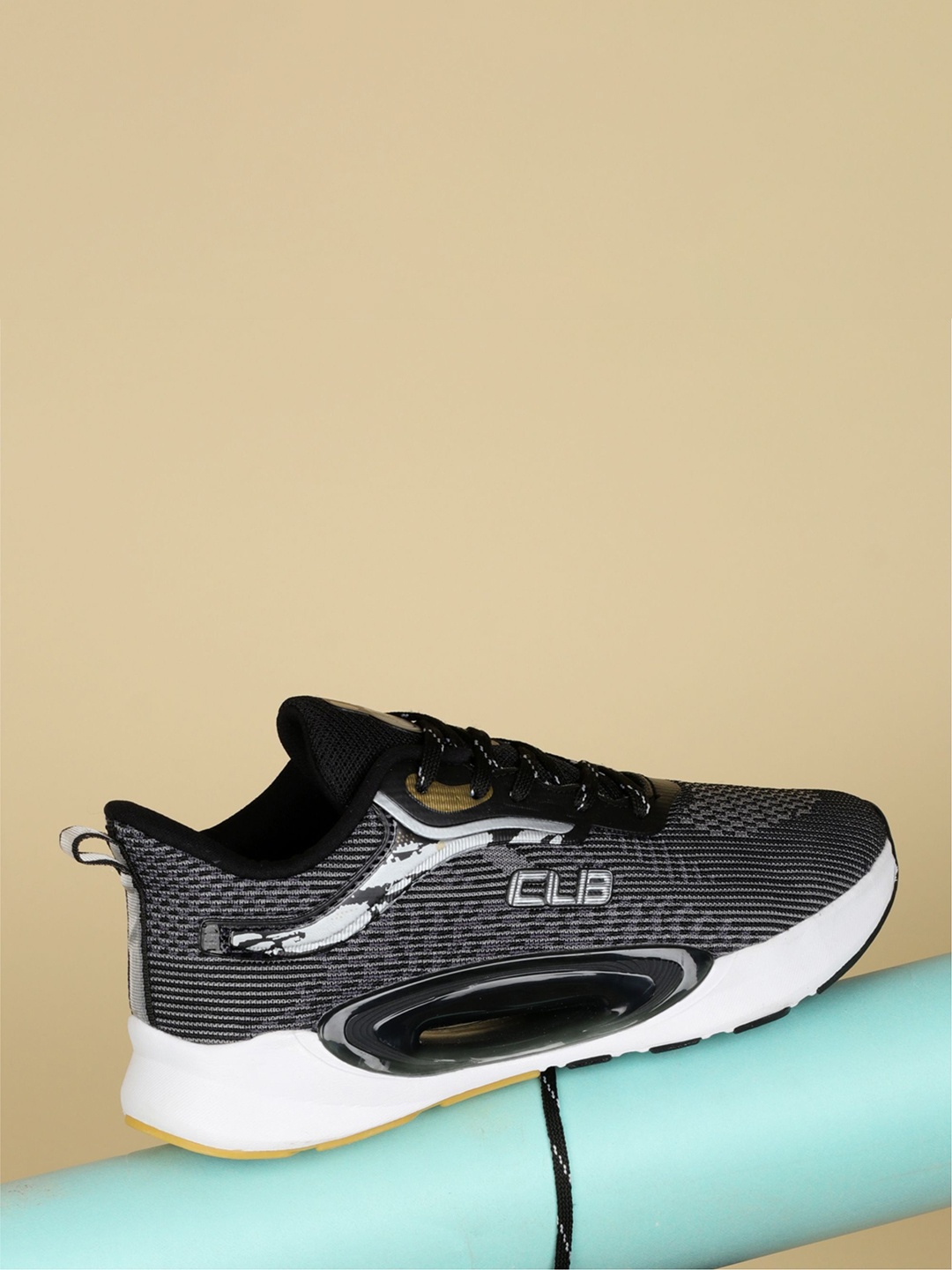 

Columbus Men Running Non-Marking Shoes, Black