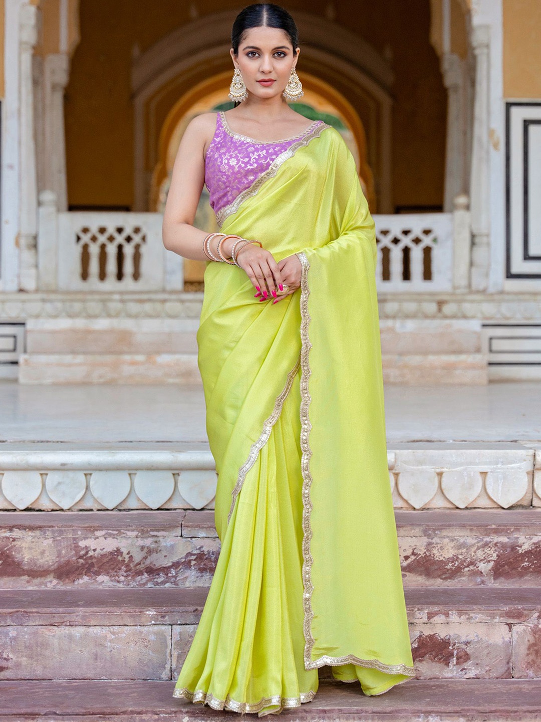 

KASYA Soft Tissue Festive Saree With Sleeveless Blouse, Green