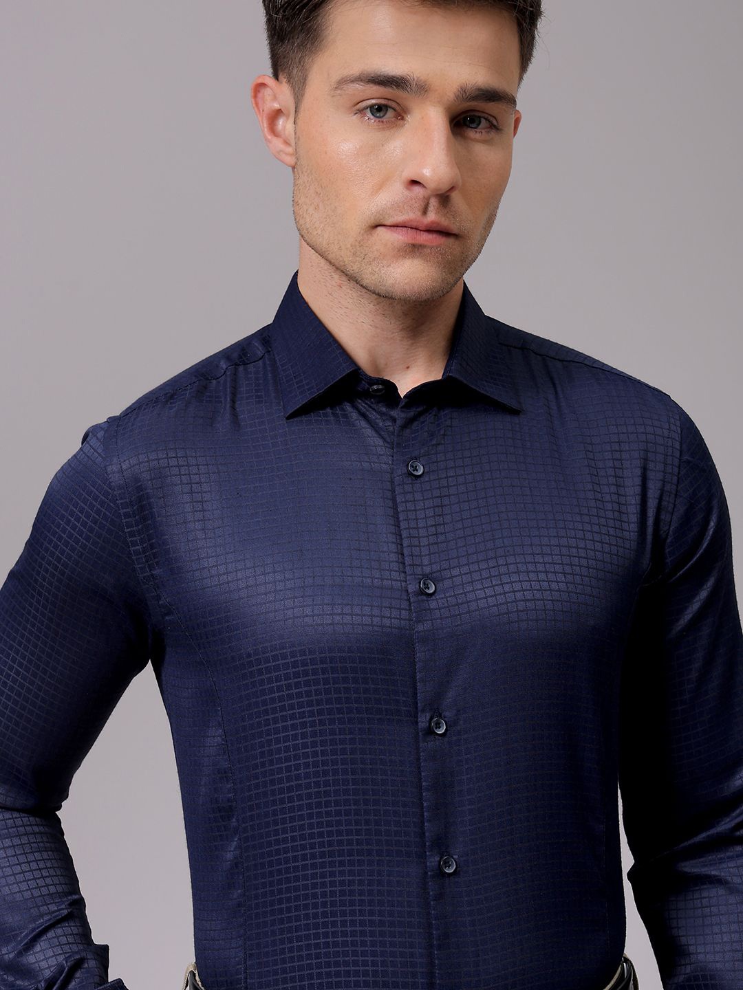 

The Indian Garage Co. X Luxe Men Slim Fit Opaque Formal Shirt, Blue