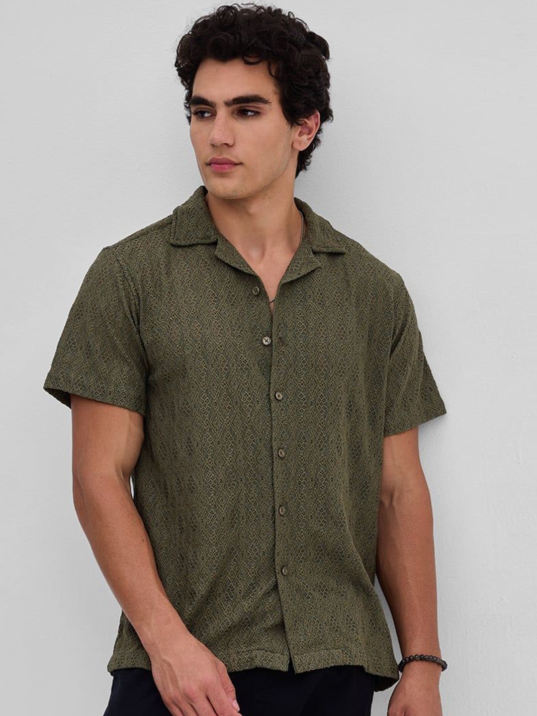 

Snitch Men Relaxed Boxy Opaque Casual Shirt, Olive