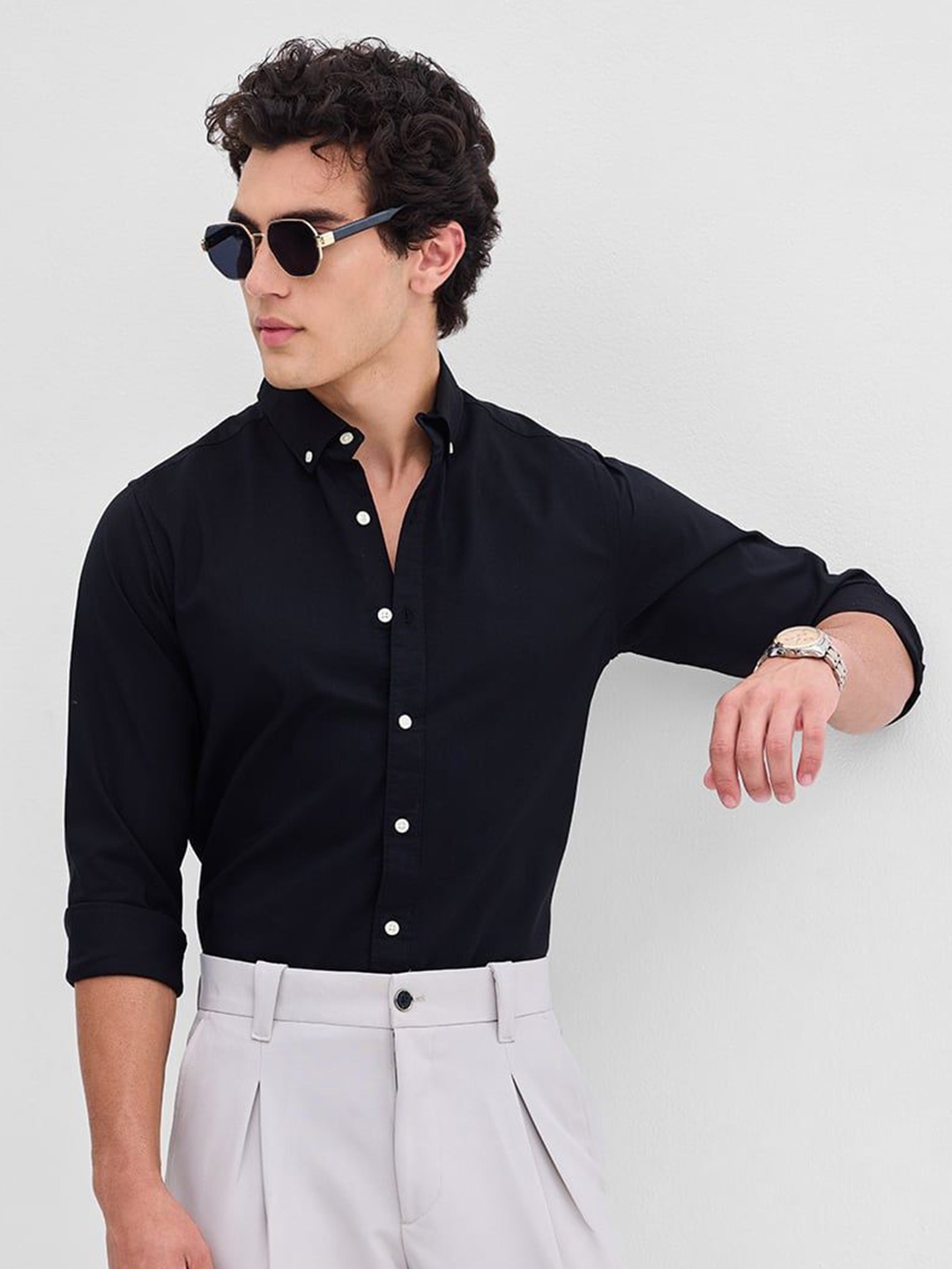 

Snitch Men Smart Slim Fit Opaque Casual Shirt, Black