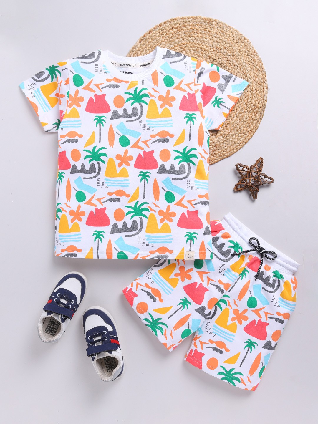 

Happy Faces Boys Beach Elements Printed Pure Cotton T-shirt with Shorts, White