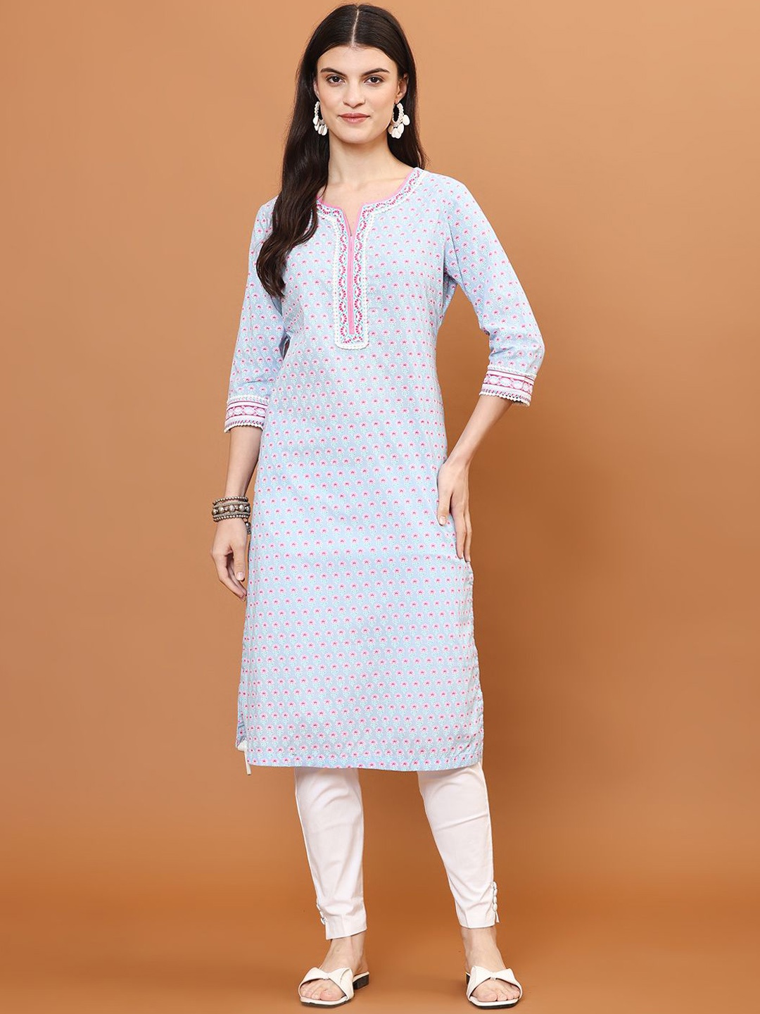 

Meena Bazaar Women Ethnic Motifs Printed Gotta Patti Kurta, Blue