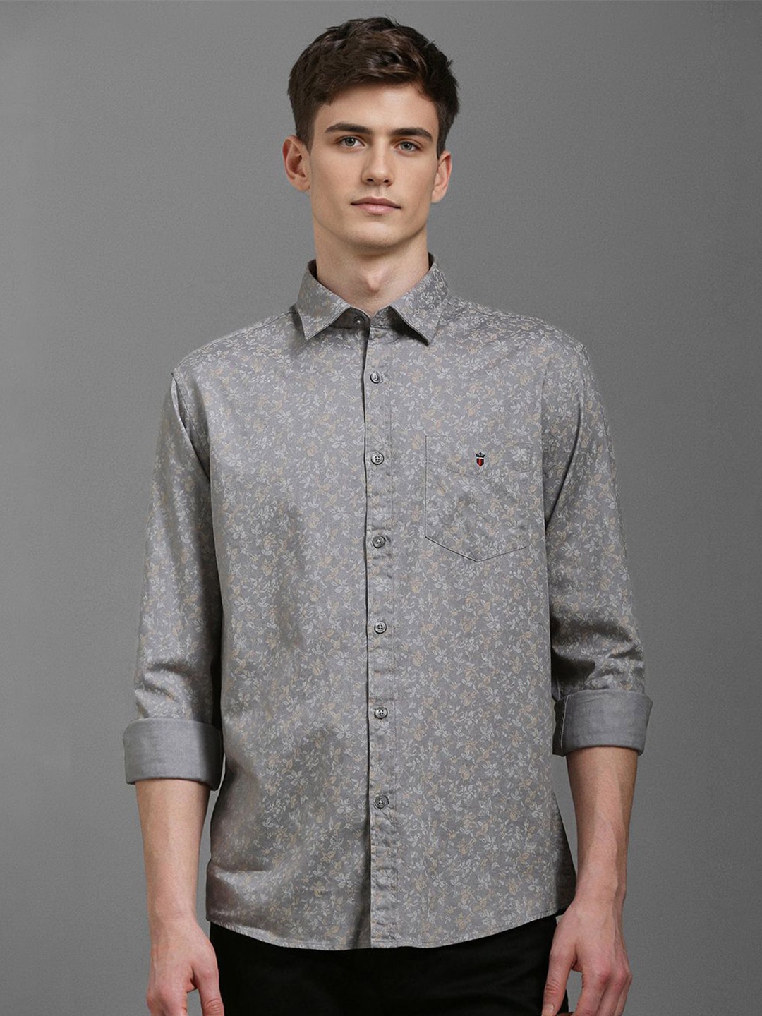 

Louis Philippe Sport Men Slim Fit Floral Opaque Printed Casual Shirt, Grey