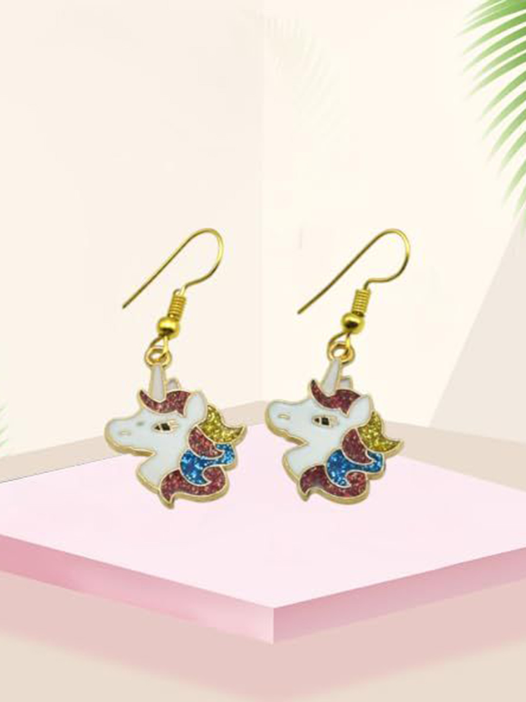 

HIGH TRENDZ Contemporary Studs Earrings, Gold