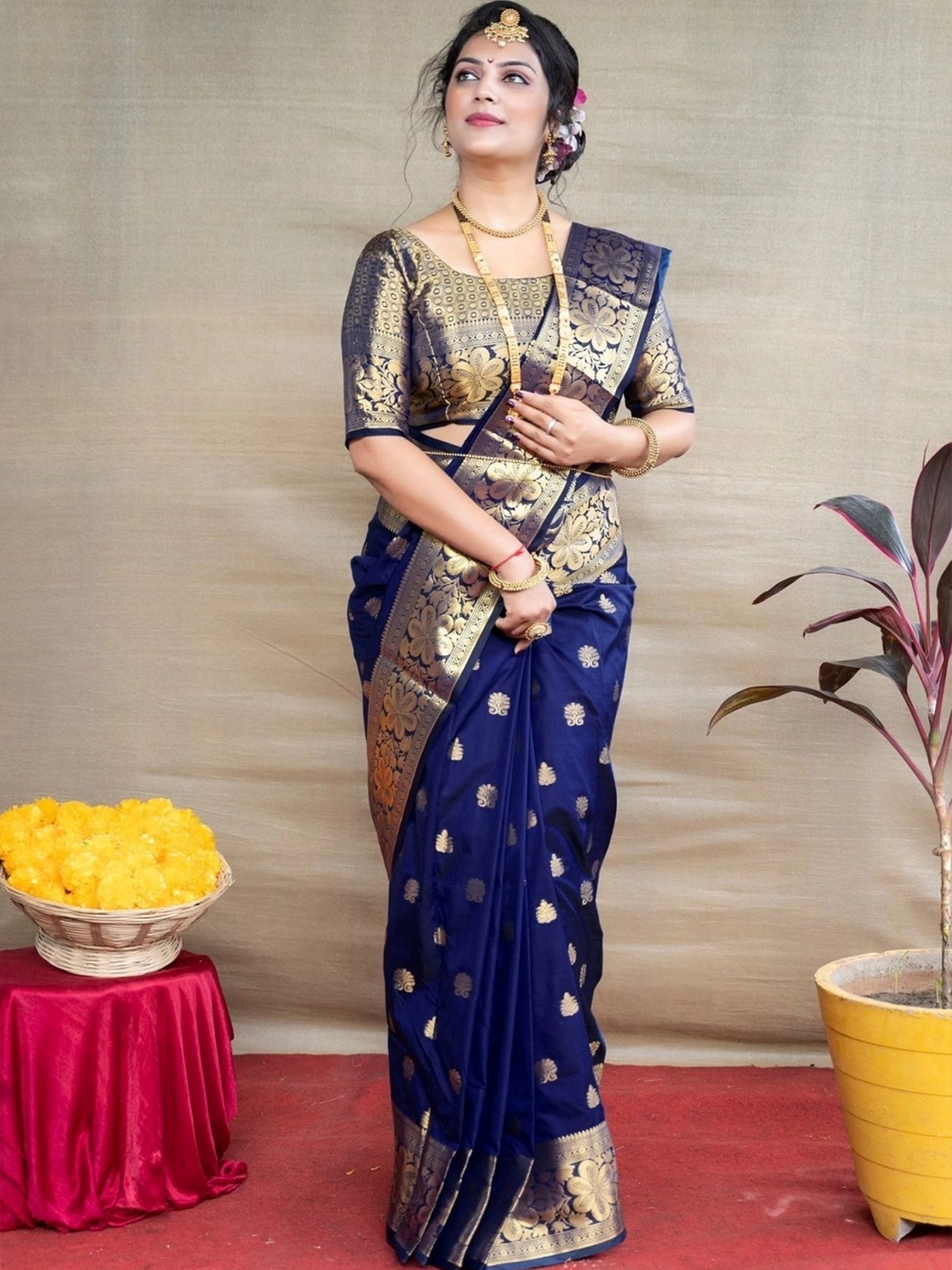 

SHRIMAY Woven Design Zari Banarasi Saree, Navy blue