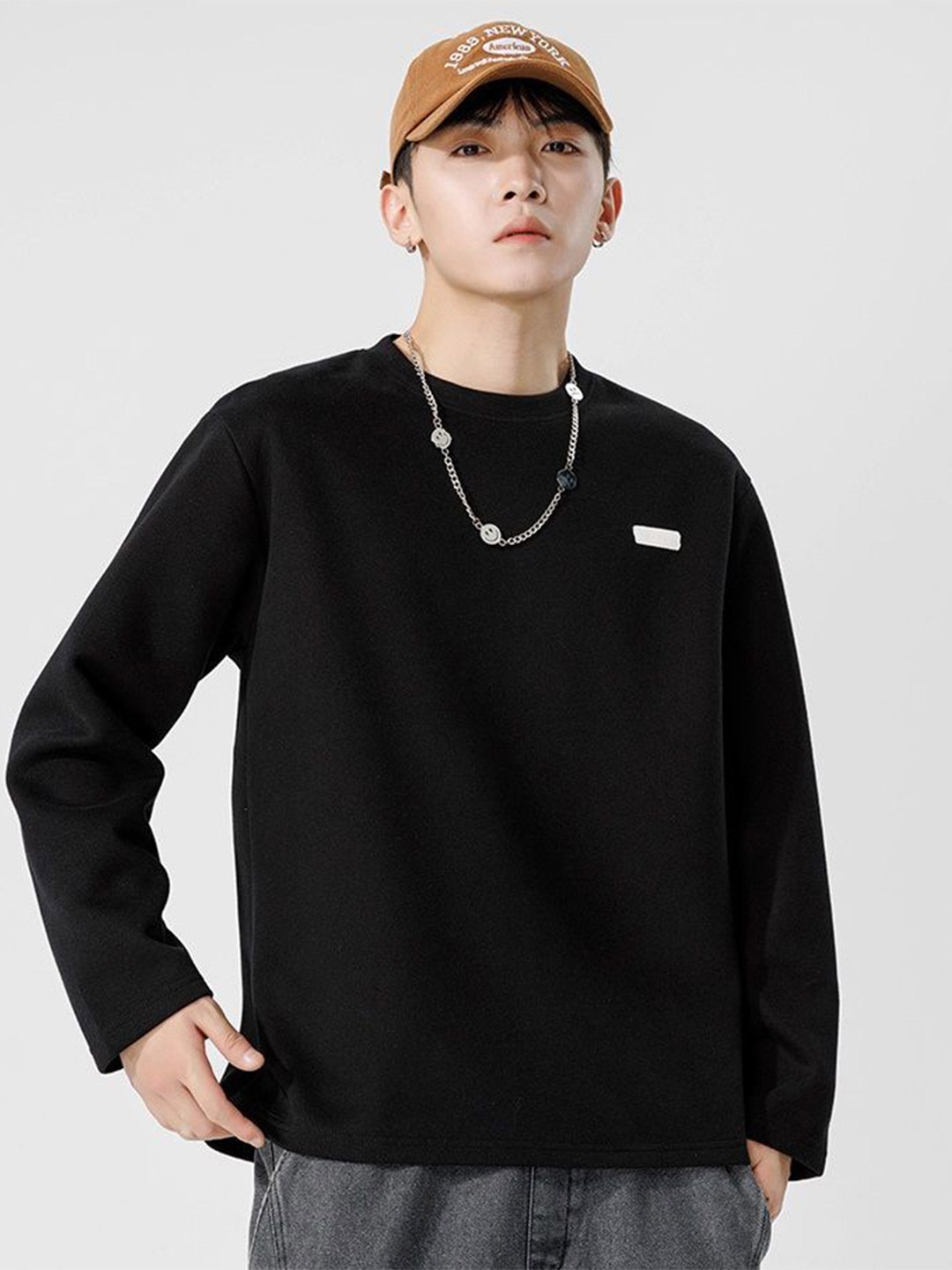 

HERE&NOW Men Cotton Long Sleeves Sweatshirt, Black