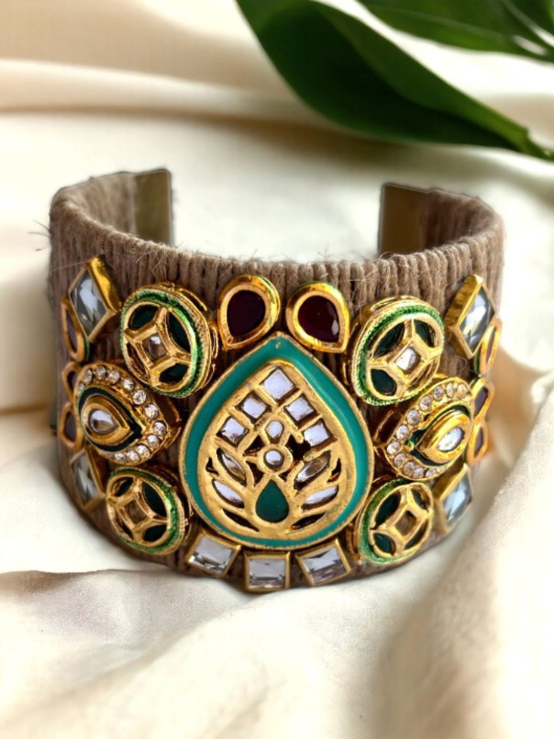 

VIVAZS Women Brass Kundan Handcrafted Gold-Plated Cuff Bracelet