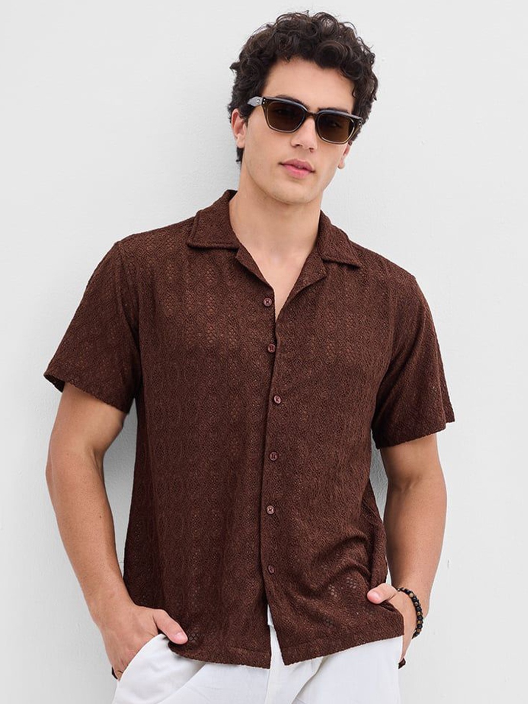 

Snitch Men Relaxed Boxy Opaque Casual Shirt, Brown