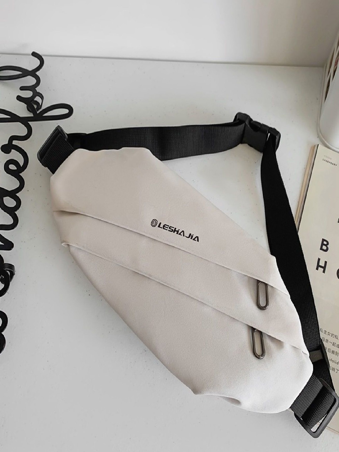 

StyleCast White Casual Stylish Cross Body Bag