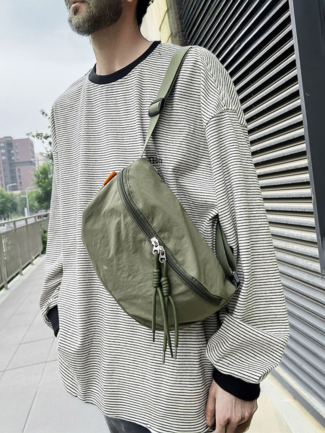 

StyleCast Green Stylish Crossbody Bag