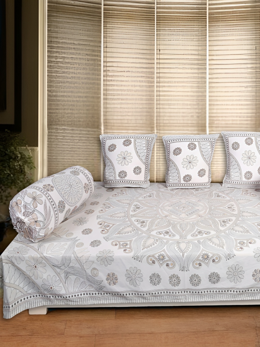 

INDHOME Set Of 6 White & Grey Floral-PrintedDiwanSet
