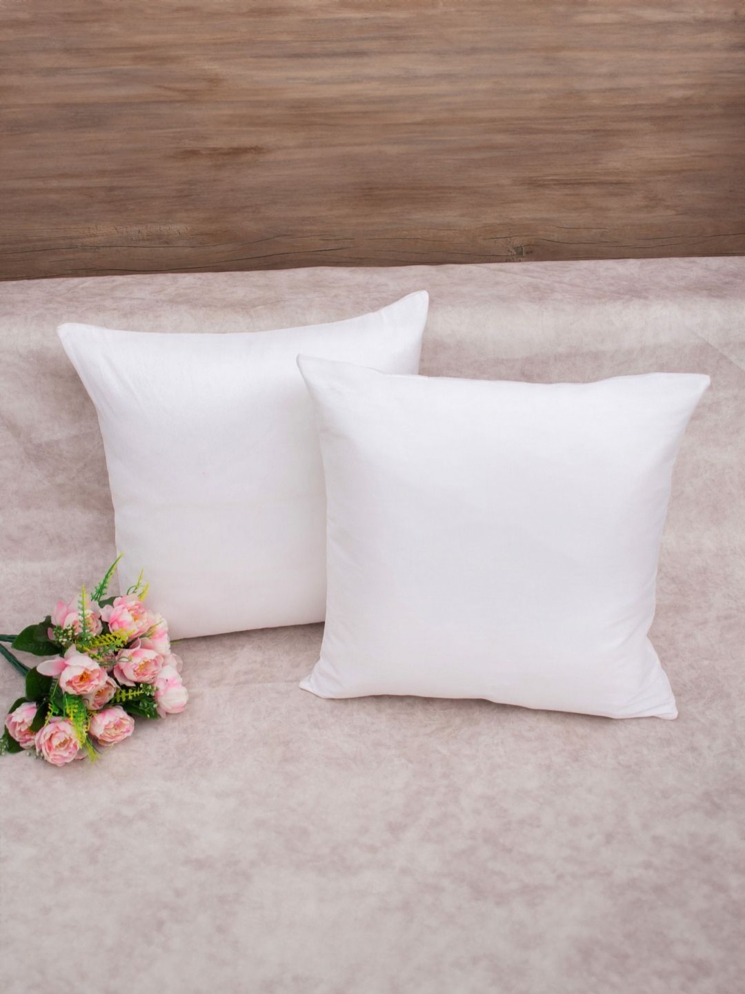 

RoyalDeco White Set of 2 Square Cushion Covers