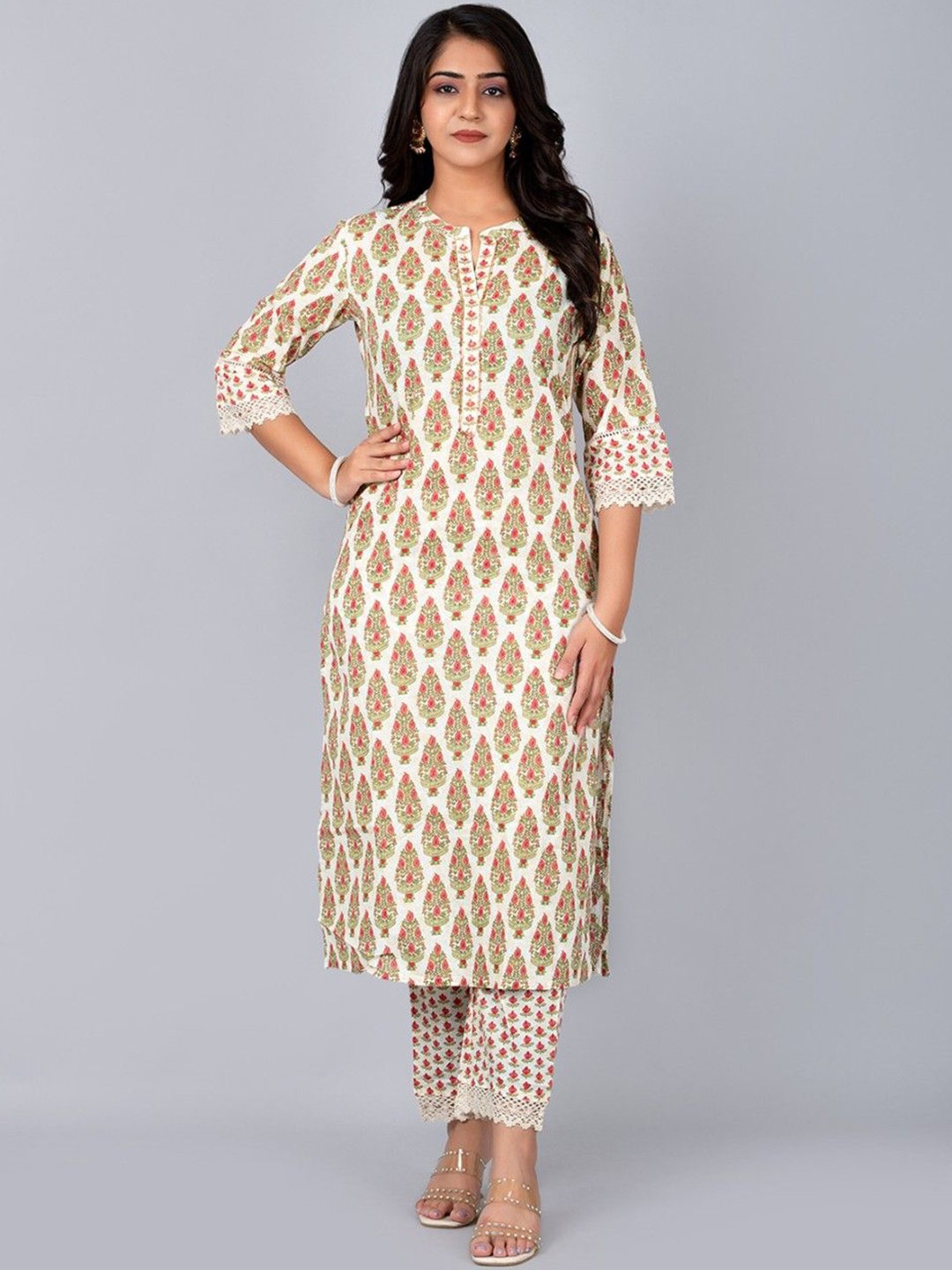 

Fashion Petals Women Ethnic Motifs Printed Regular Kurta with Trousers, Off white
