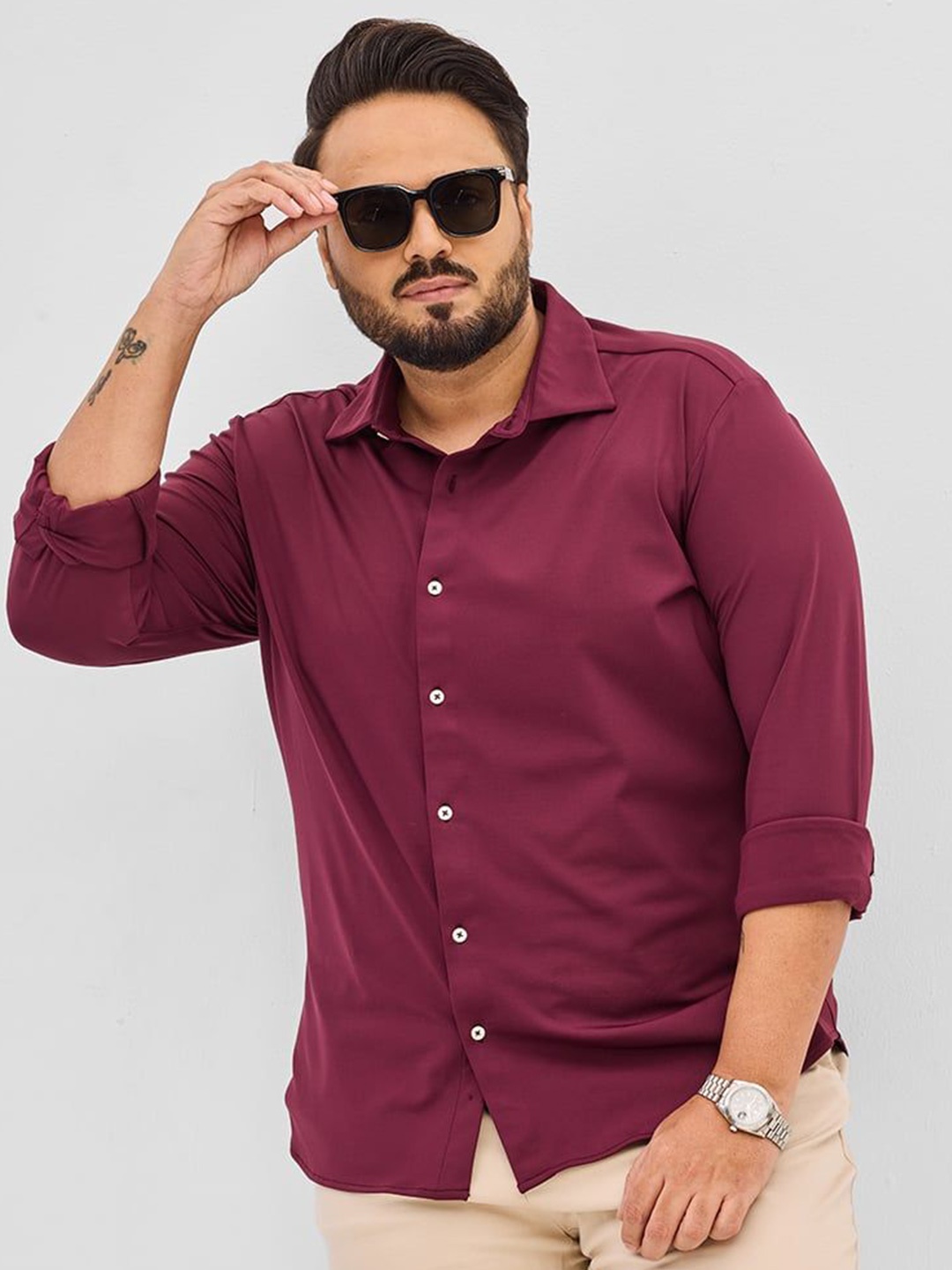 

Snitch Men Plus Size Classic Fit Spread Collar Solid Formal Shirt, Magenta