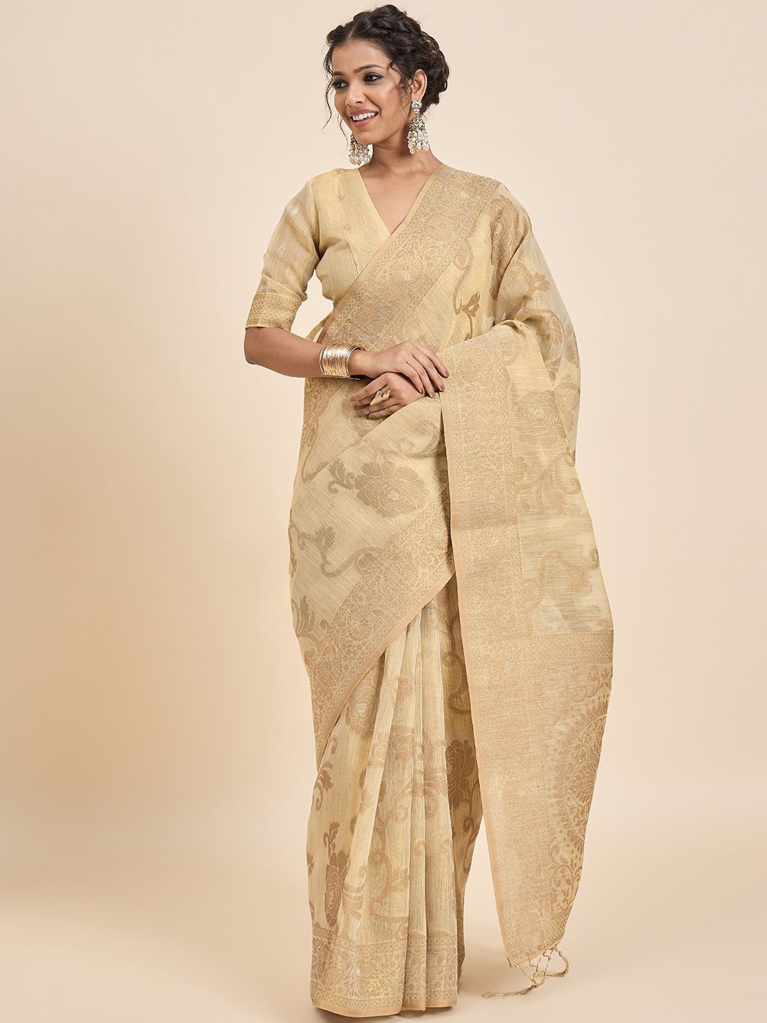 

Dori Ethnic Motifs Zari Tissue Banarasi Saree, Beige