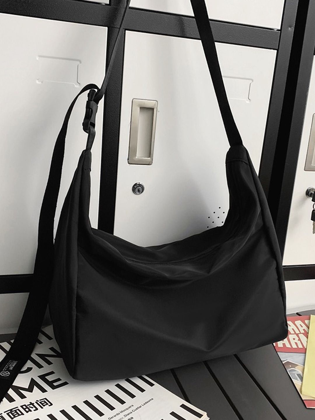 

StyleCast Black Structured Shoulder Bag