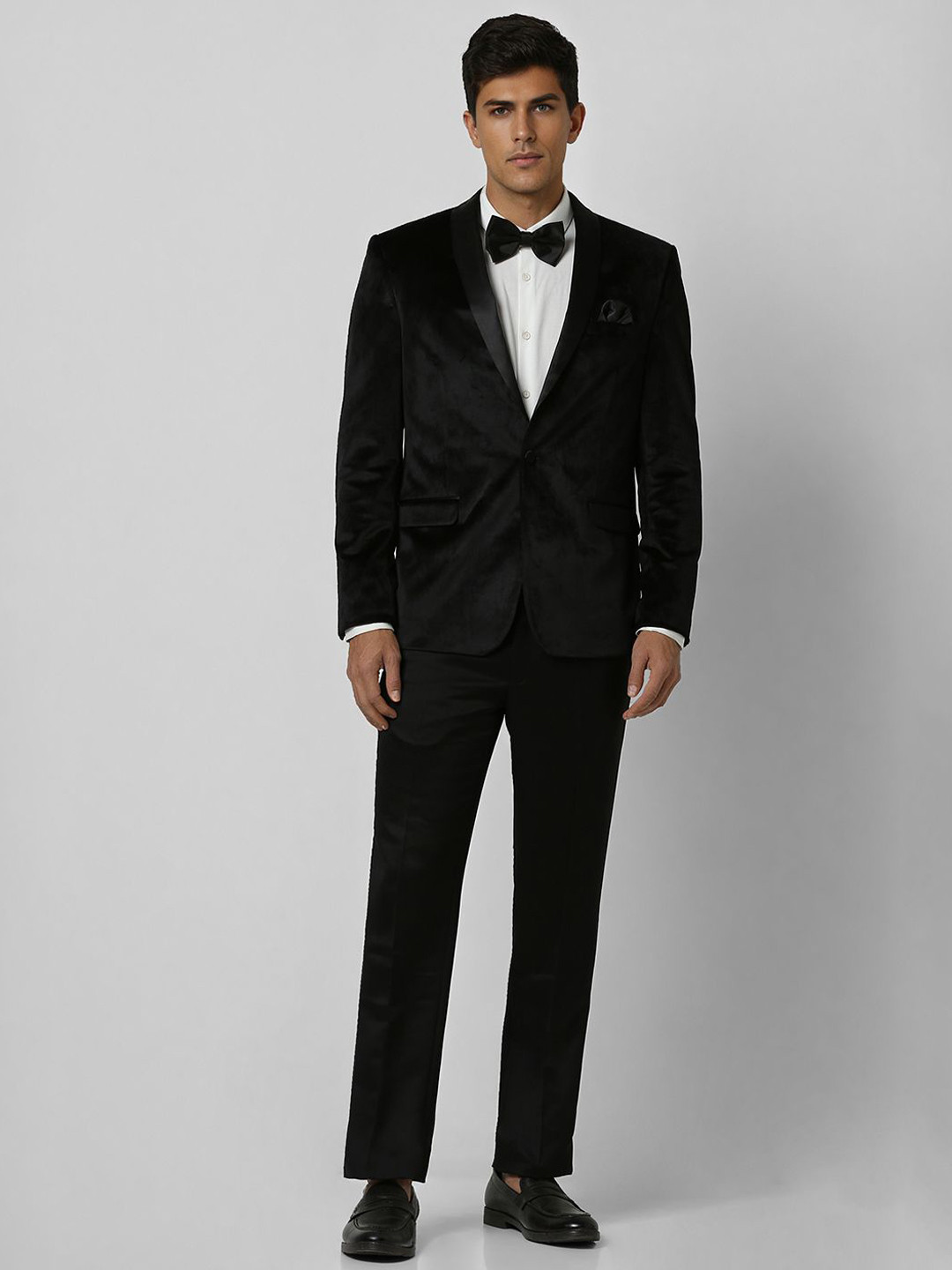 

V Dot Slim-Fit Single-Breasted Two-Piece Party Suit, Black