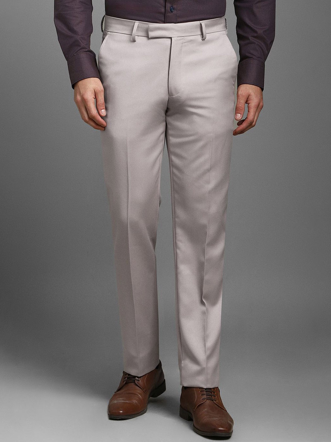 

Louis Philippe Men Slim Fit Trousers, Grey