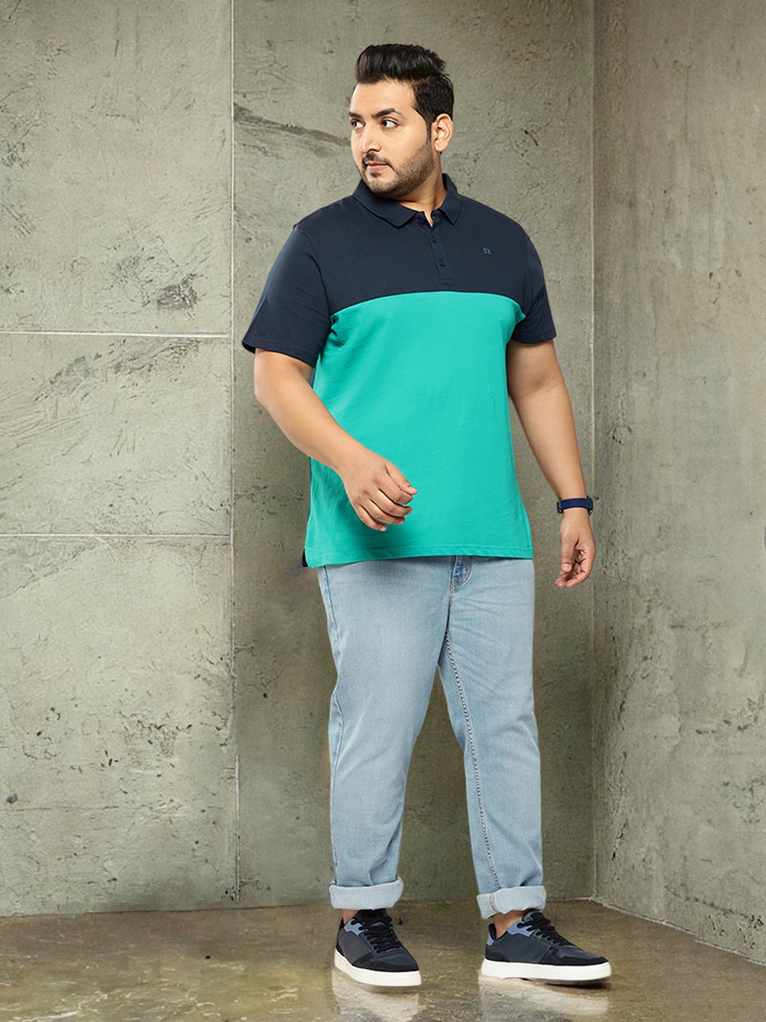 

Sztori Plus Size Colourblocked Polo Collar Pure Cotton T-shirt, Green