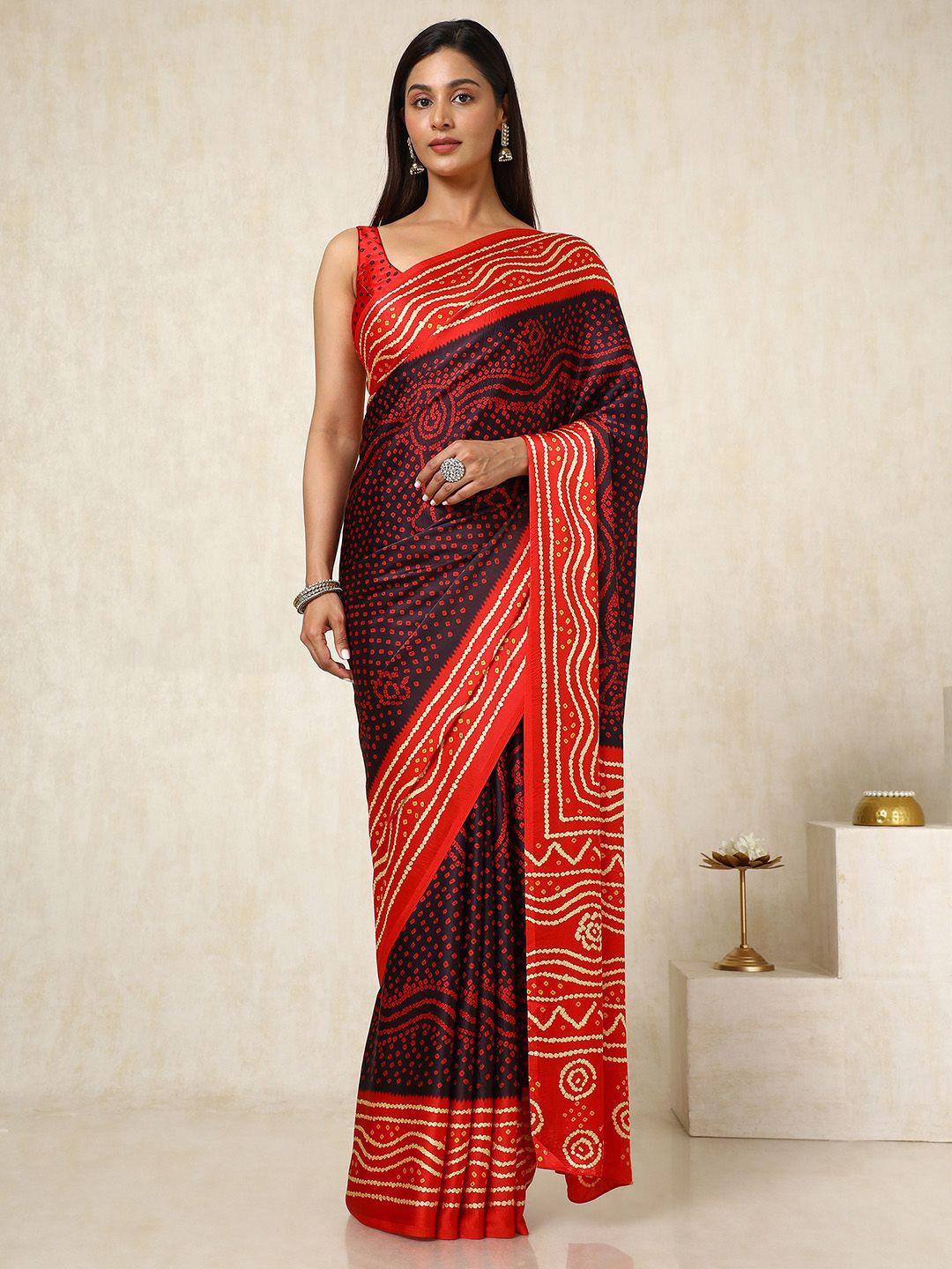 

Soch Bandhani Pure Crepe Bandhani Saree, Navy blue