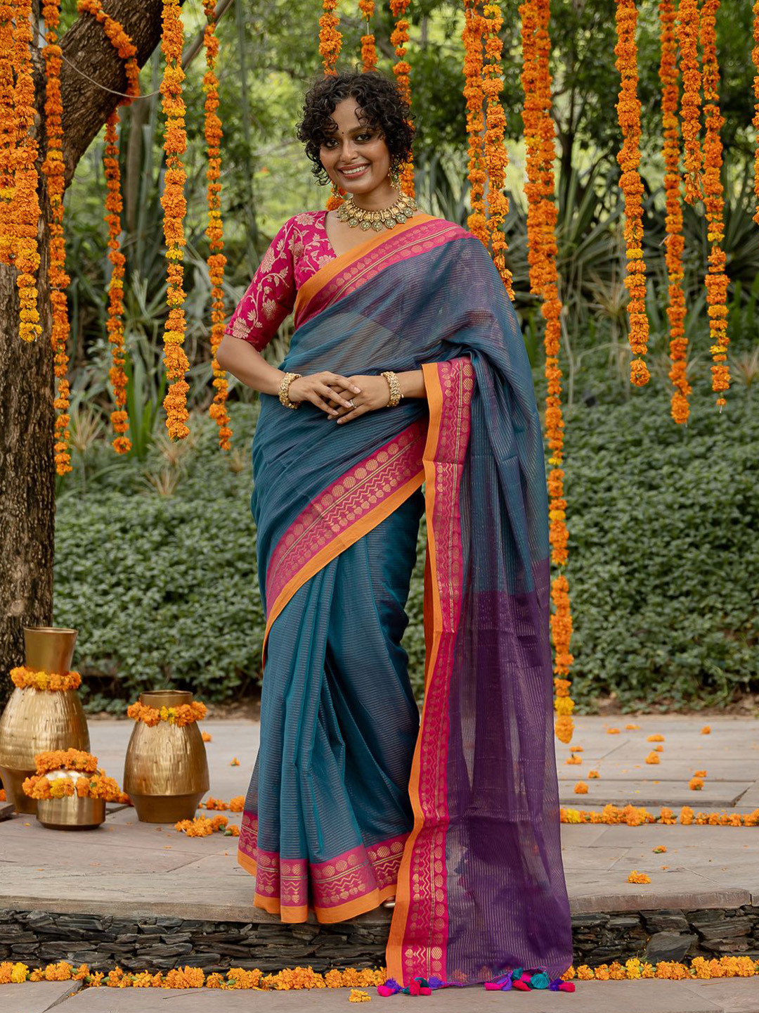 

Suta Woven Design Zari Saree, Blue
