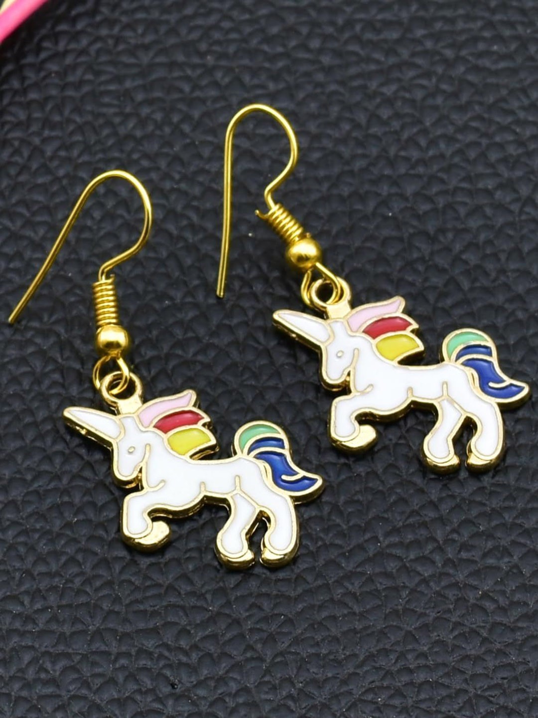 

HIGH TRENDZ Contemporary Drop Earrings, Gold