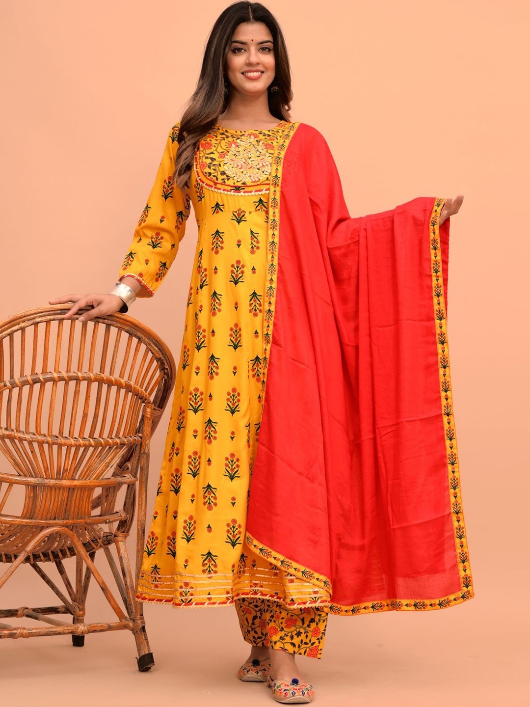 

DHANOTA Women Floral Printed Regular Gotta Patti Kurta with Pyjamas & With Dupatta, Mustard