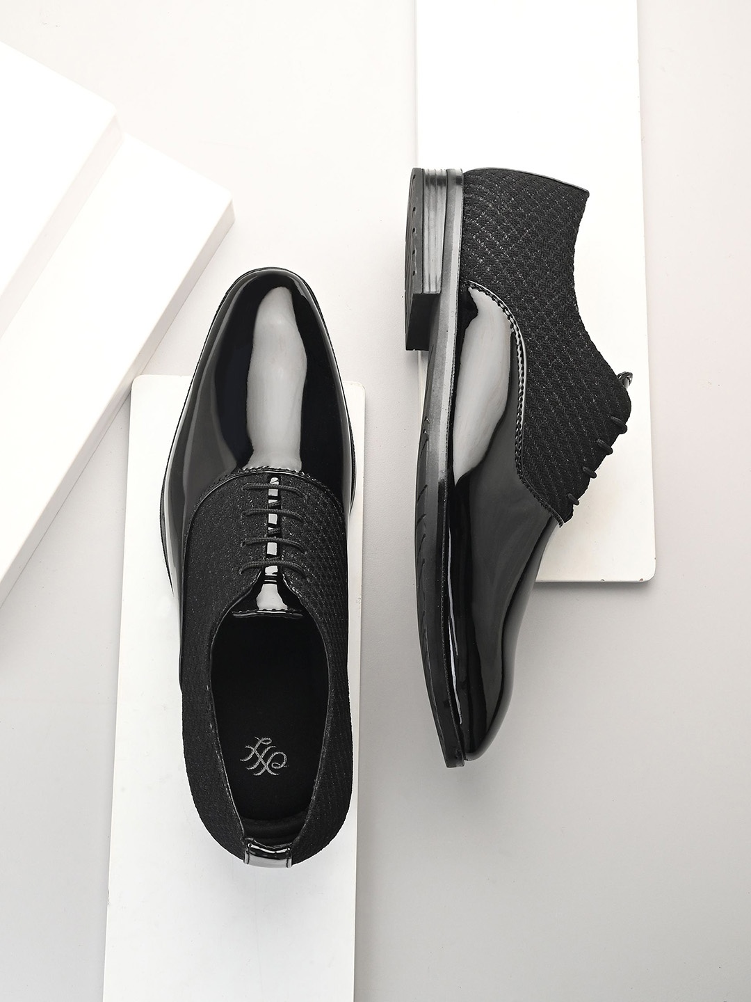 

House Of Pataudi Men Formal Lace Up Derbys, Black