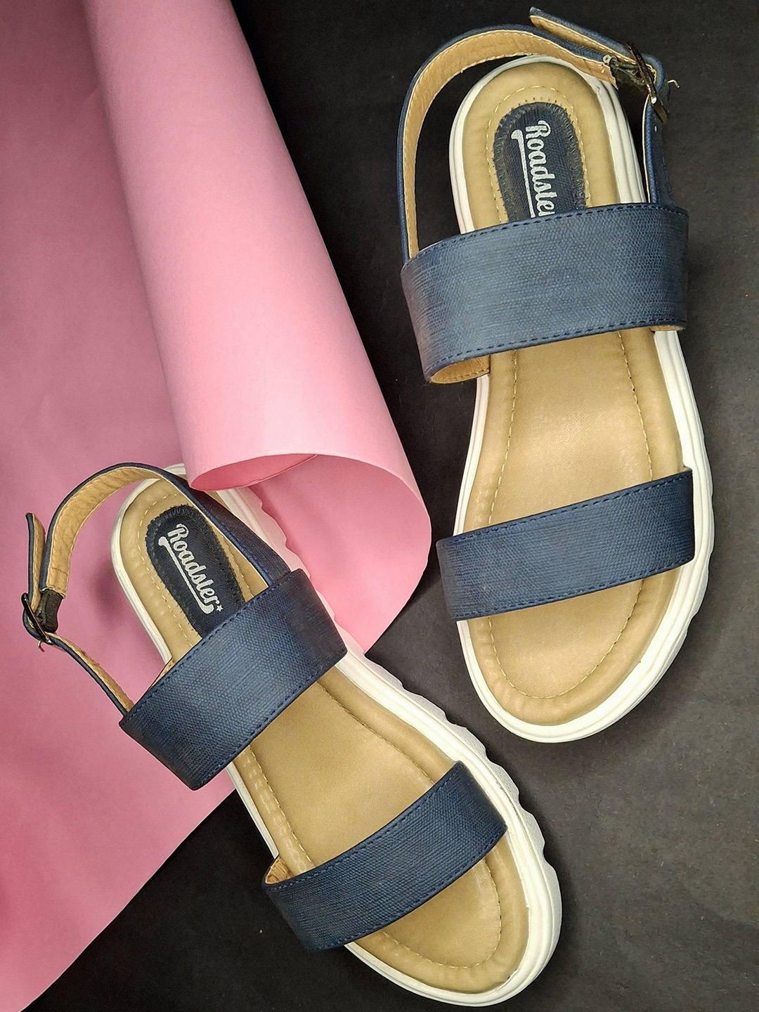 

The Roadster Lifestyle Co Women Open Toe Flats, Navy blue