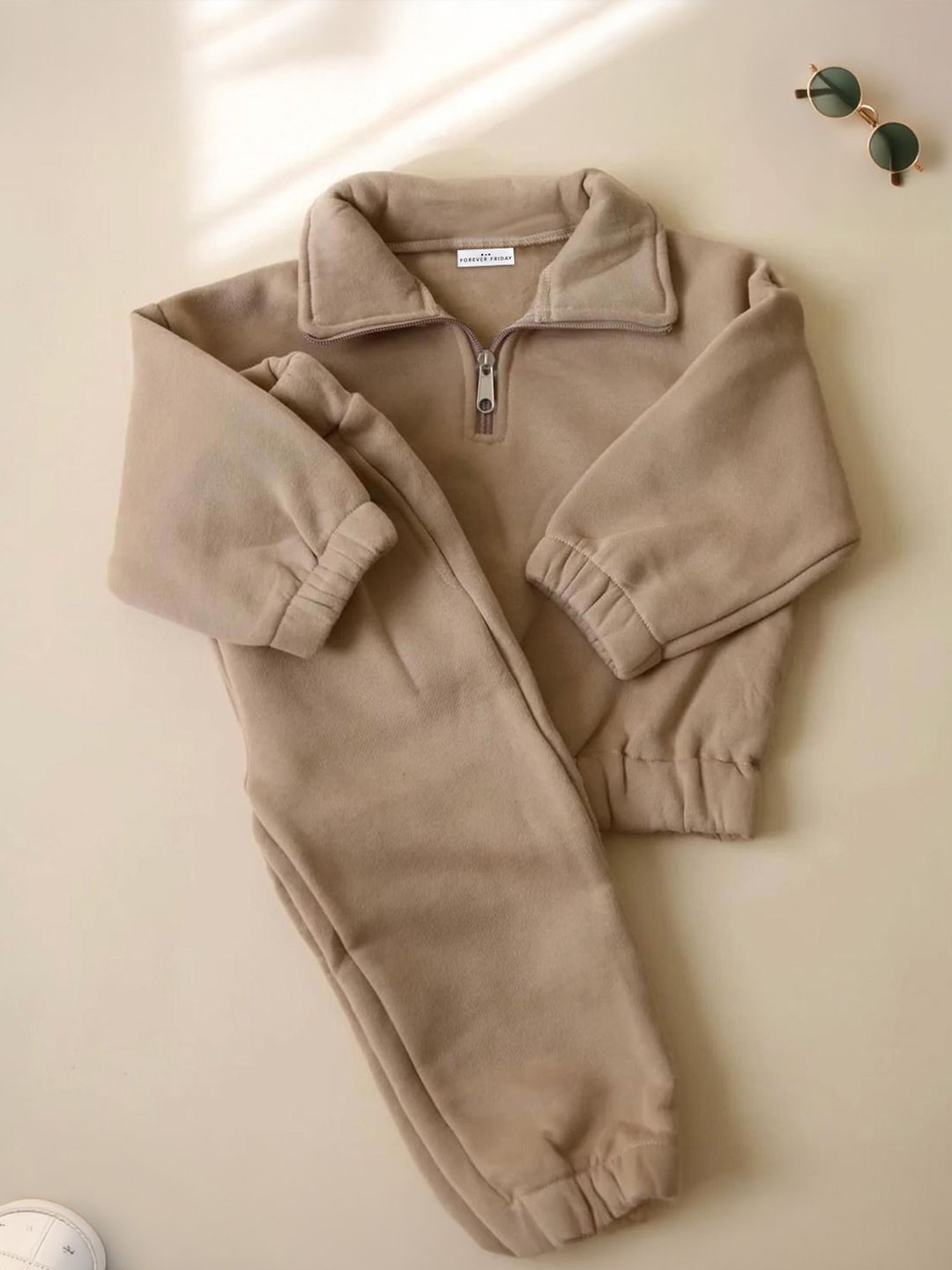 

FOREVER FRIDAY Girls T-shirt, Nude
