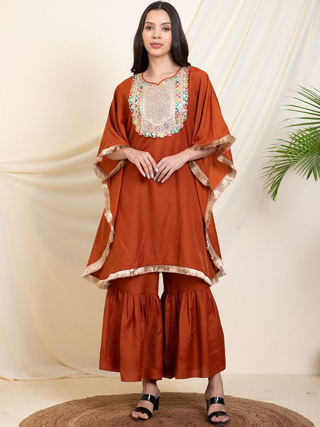 

DEEBACO Embellished Kaftan With Sharara Co-Ords, Tan