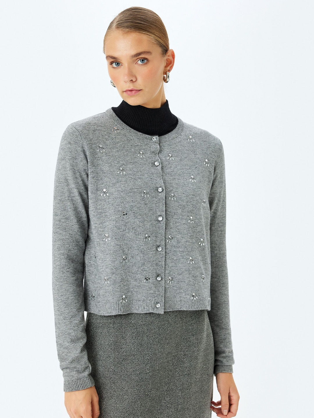 

Koton Women Round Neck Cardigan with Embroidered Sweaters, Grey