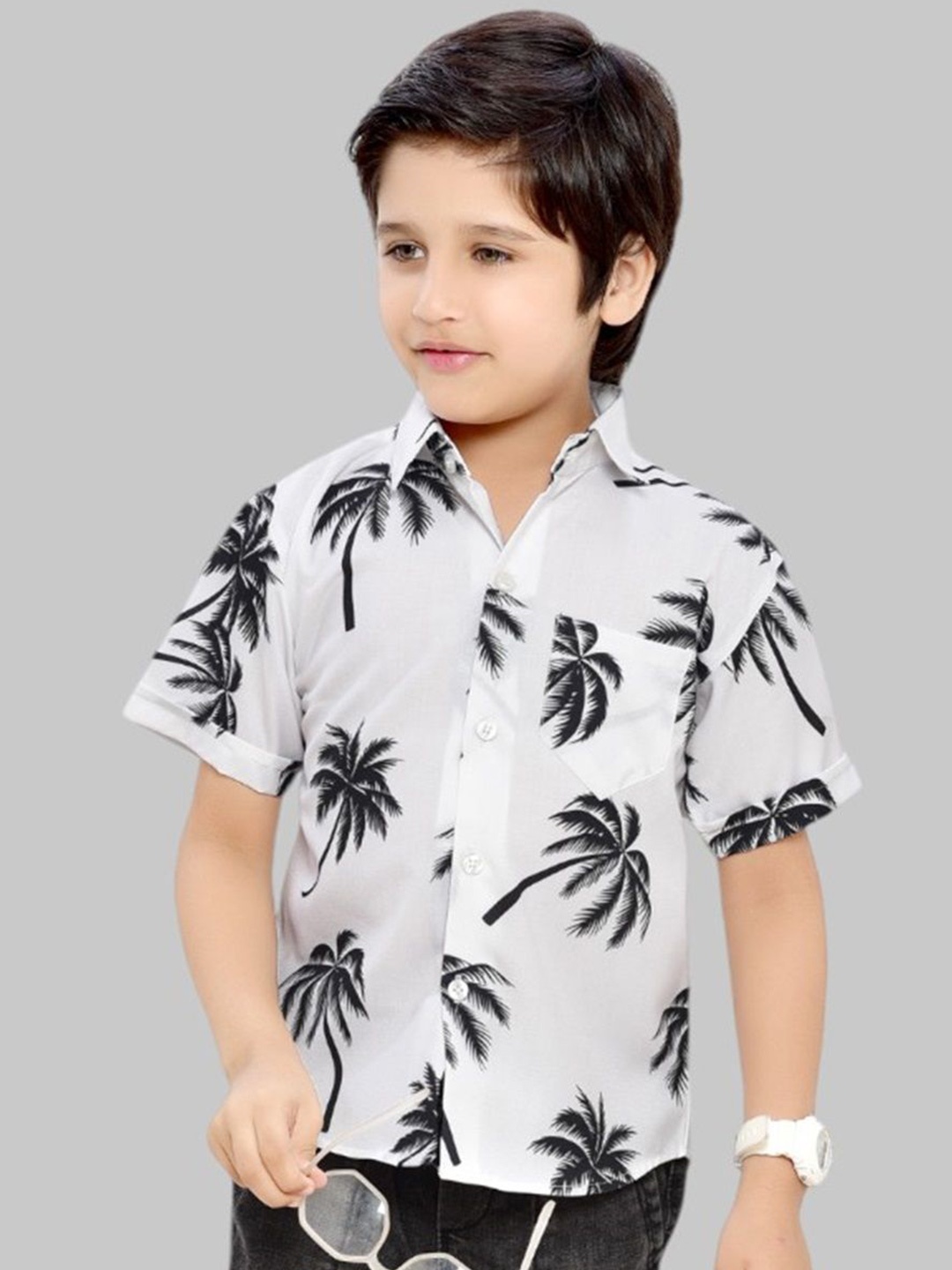 

BAESD Boys Comfort Spread Collar Floral Printed Cotton Casual Shirt, White