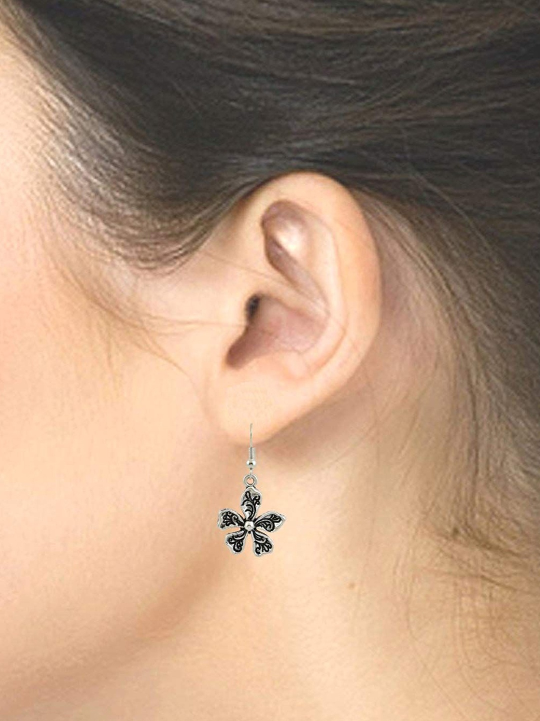 

HIGH TRENDZ Contemporary Drop Earrings, Silver