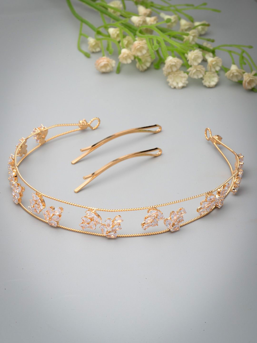 

VOGUE HAIR ACCESSORIES Women 2 Embellished Hair Accessory Set of Hairband and Hairpins, Gold