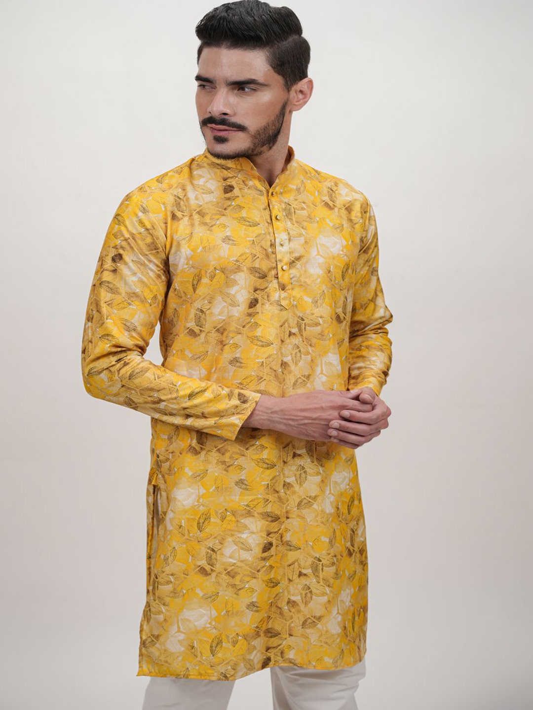 

DIOGO LOUIS Men Floral Printed Long Kurta, Yellow