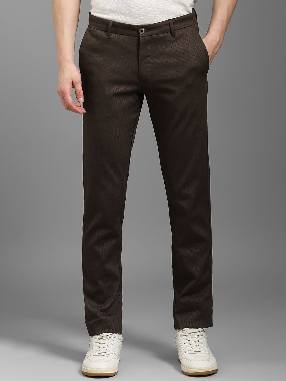 

Louis Philippe Sport Men Slim Fit Trousers, Brown