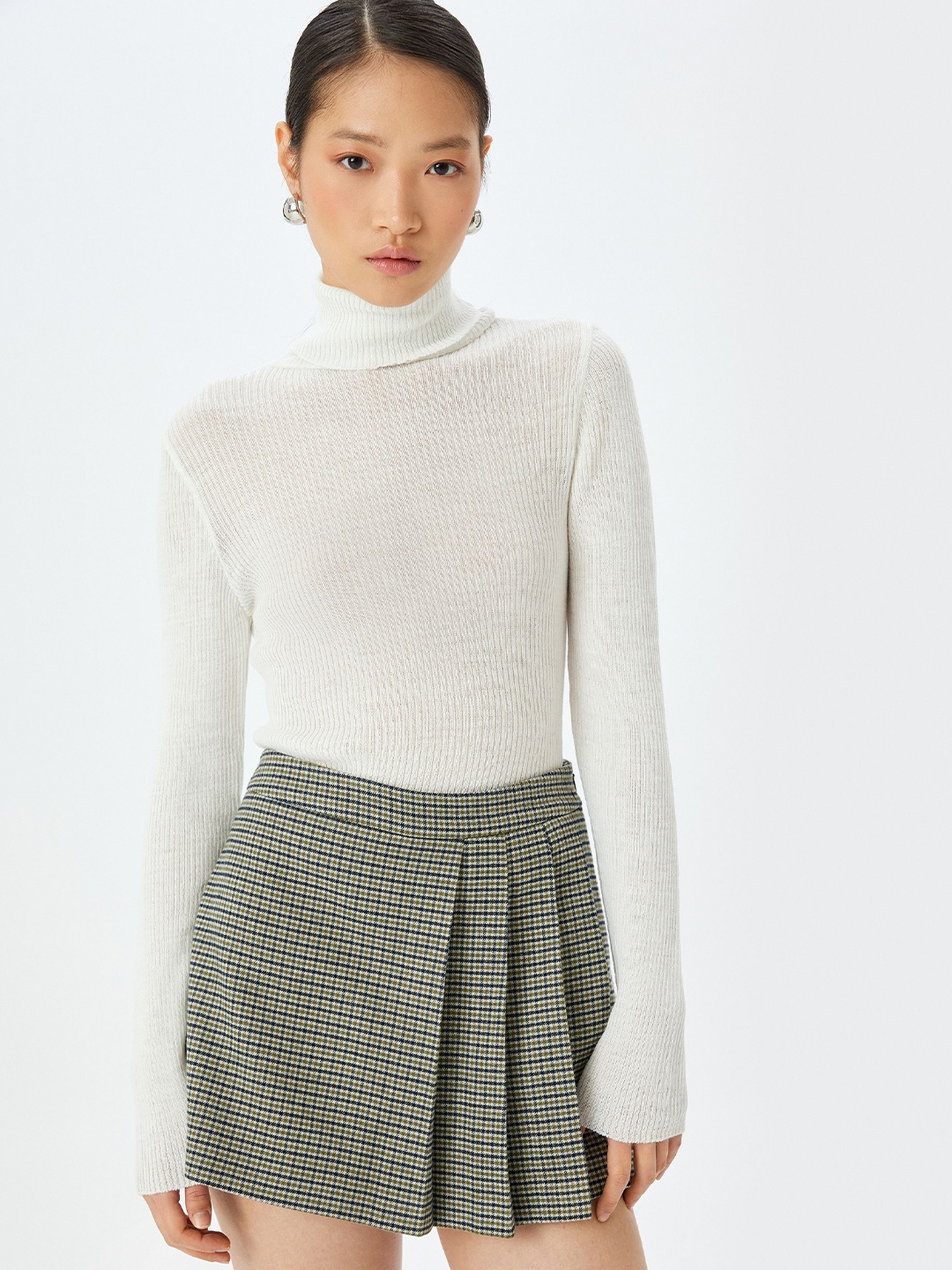 

Koton Women Striped Turtle Neck Long Sleeves Pullover, White