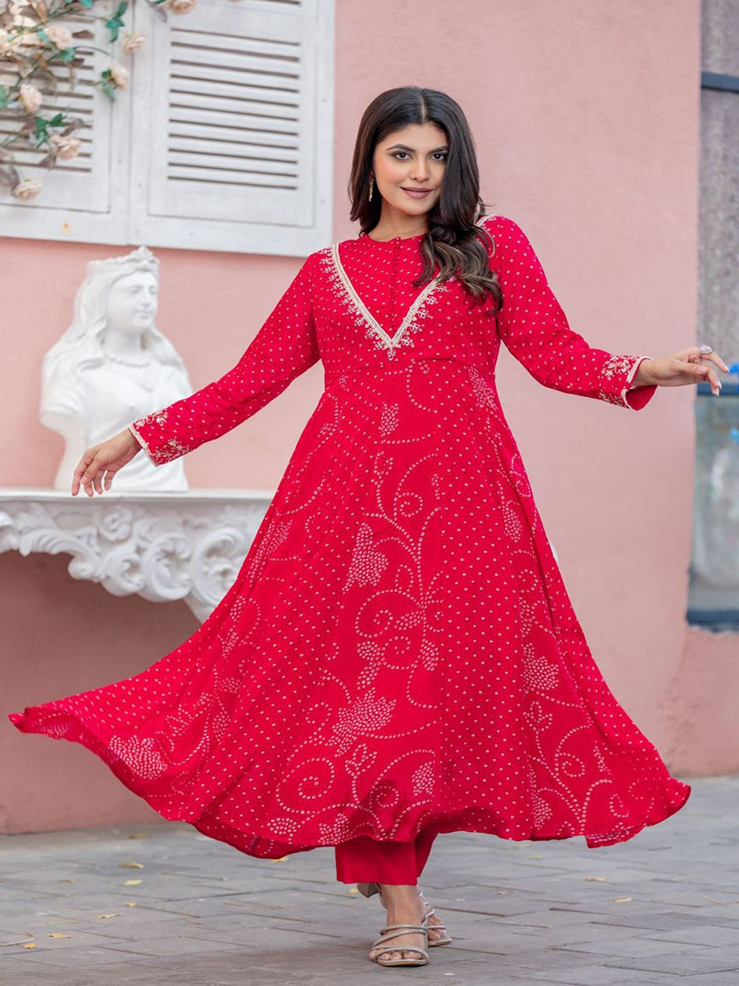 

PIRRA DESIGNS Women Bandhani Embroidered Panelled Aari Work Silk Crepe Kurta with Trousers, Red