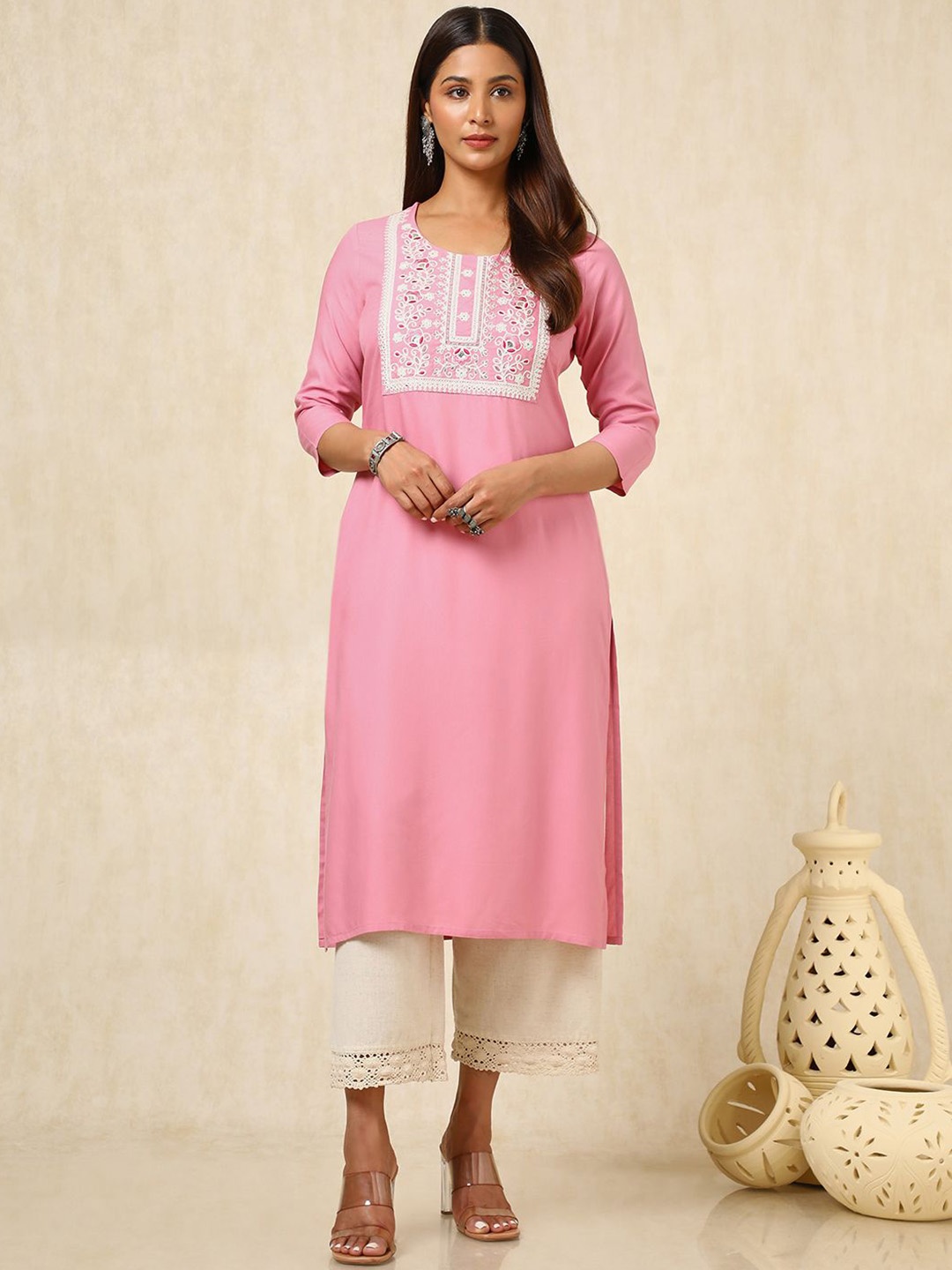 

Soch Women Ethnic Motifs Embroidered Sequinned Kurta, Pink